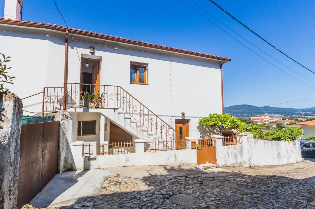 Вилла Casa Da Cabreira - Uma Vista Fantastica Каминья Экстерьер фото